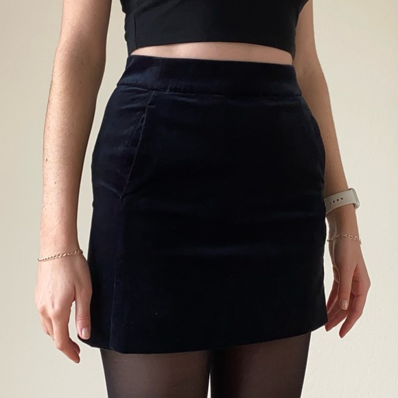 J Crew Dark Blue Black Velvet High Waisted Mini Skirt 2 - Picture 5 of 8